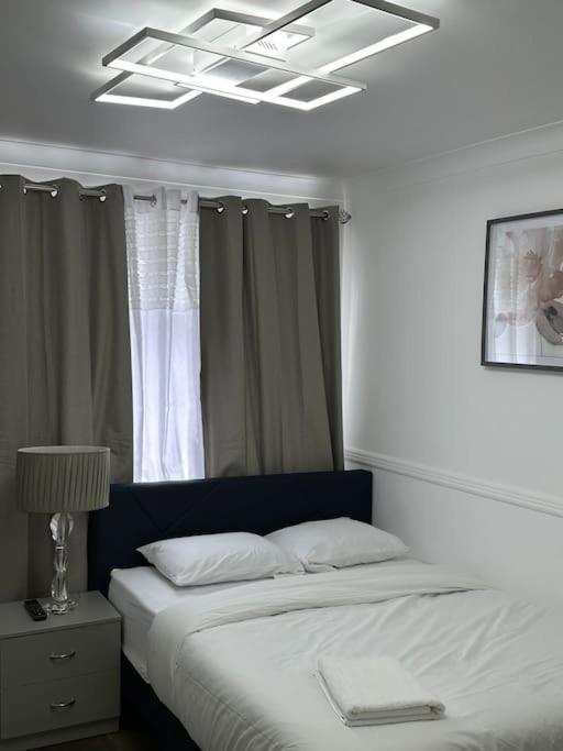 Spacious 4 Bedroom House Billericay Exterior foto